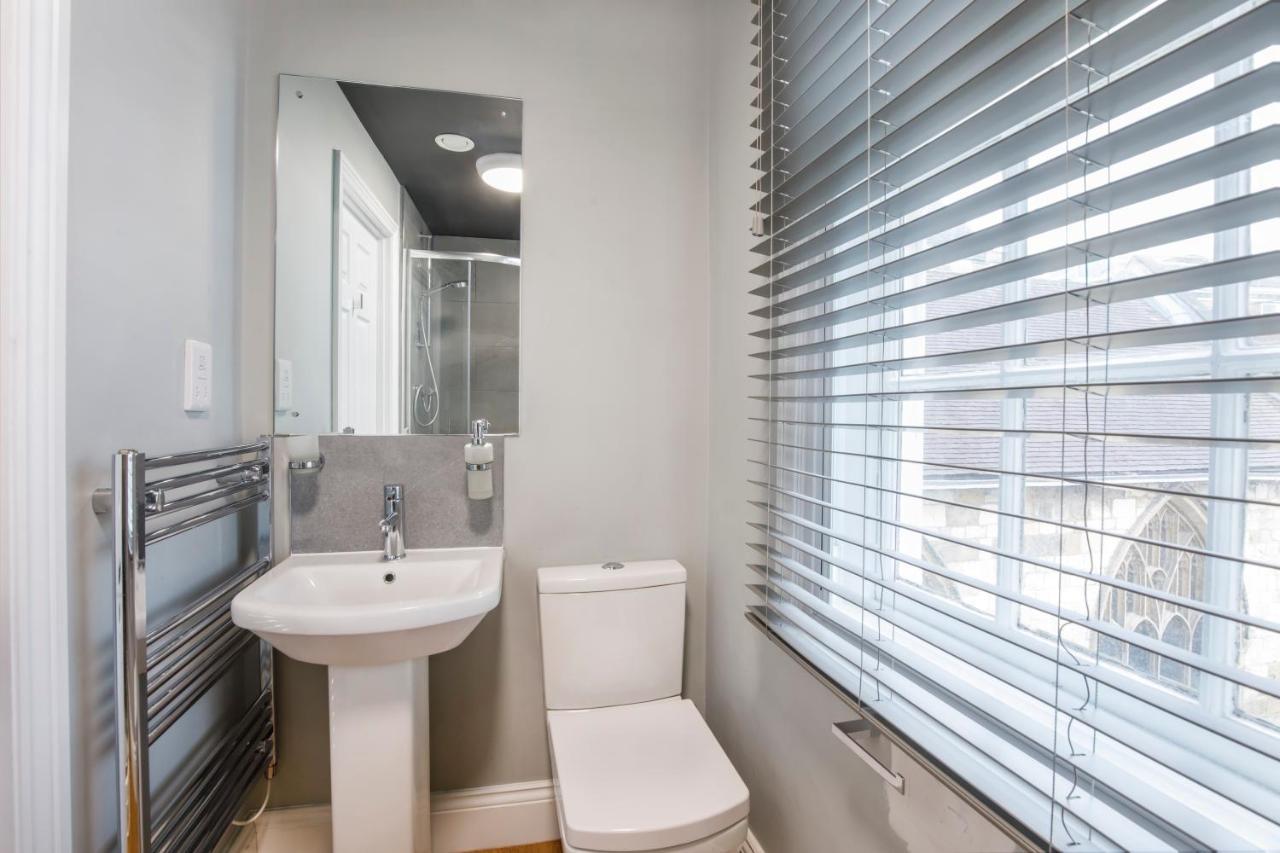 Turpin Quarter In The Centre Of The City, Sleeps 6 Йорк Экстерьер фото